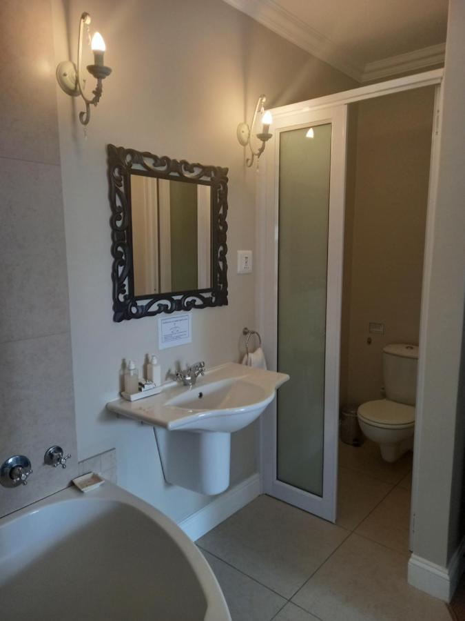 La Pension Guest House Oudtshoorn Exterior photo